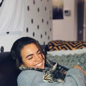 Meet your Posher, Anna